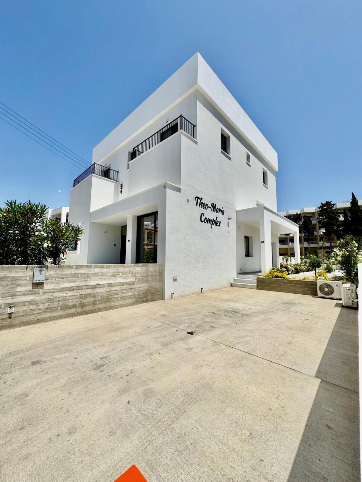 Luxury Maisonette With Terrace