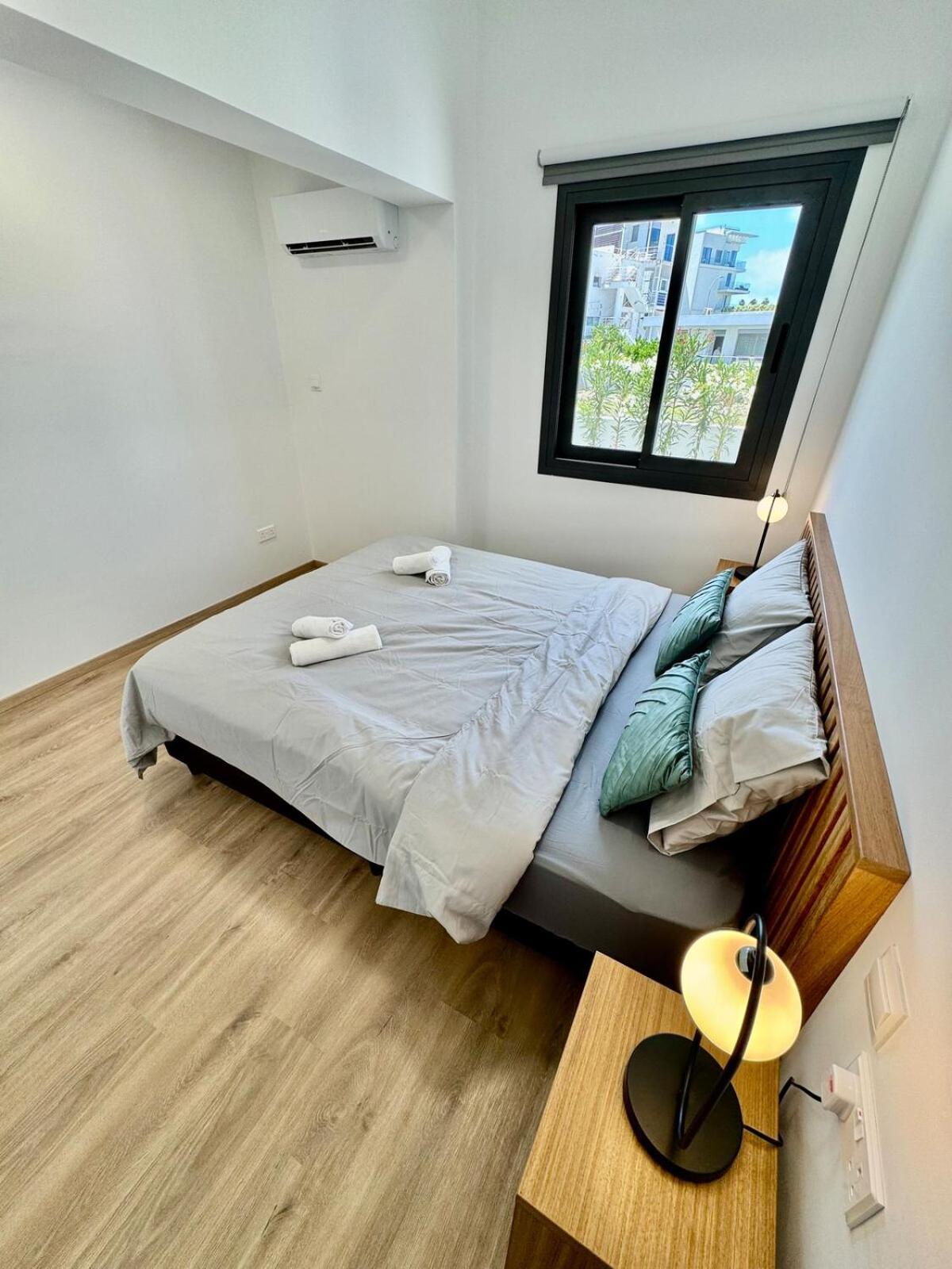 Luxury Maisonette With Terrace *